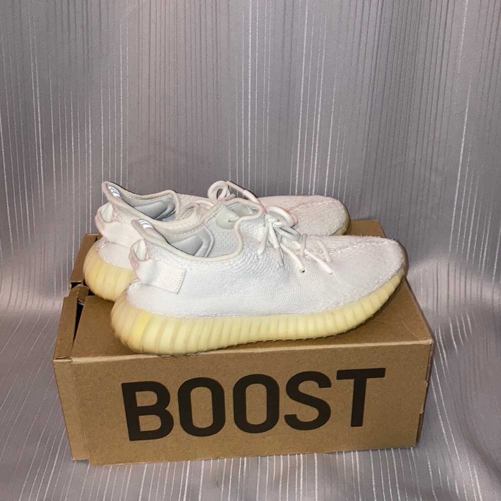 Yeezy Boost 350 V2